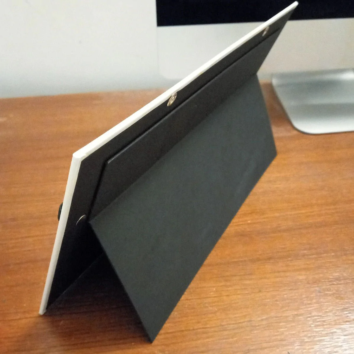 Gifts of Love Rewritable Weekly Planner With Marker - Image 7