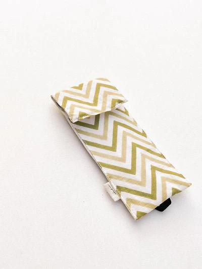 Ekatra Sustainable Pen case/organizer with elastic band - Image 6
