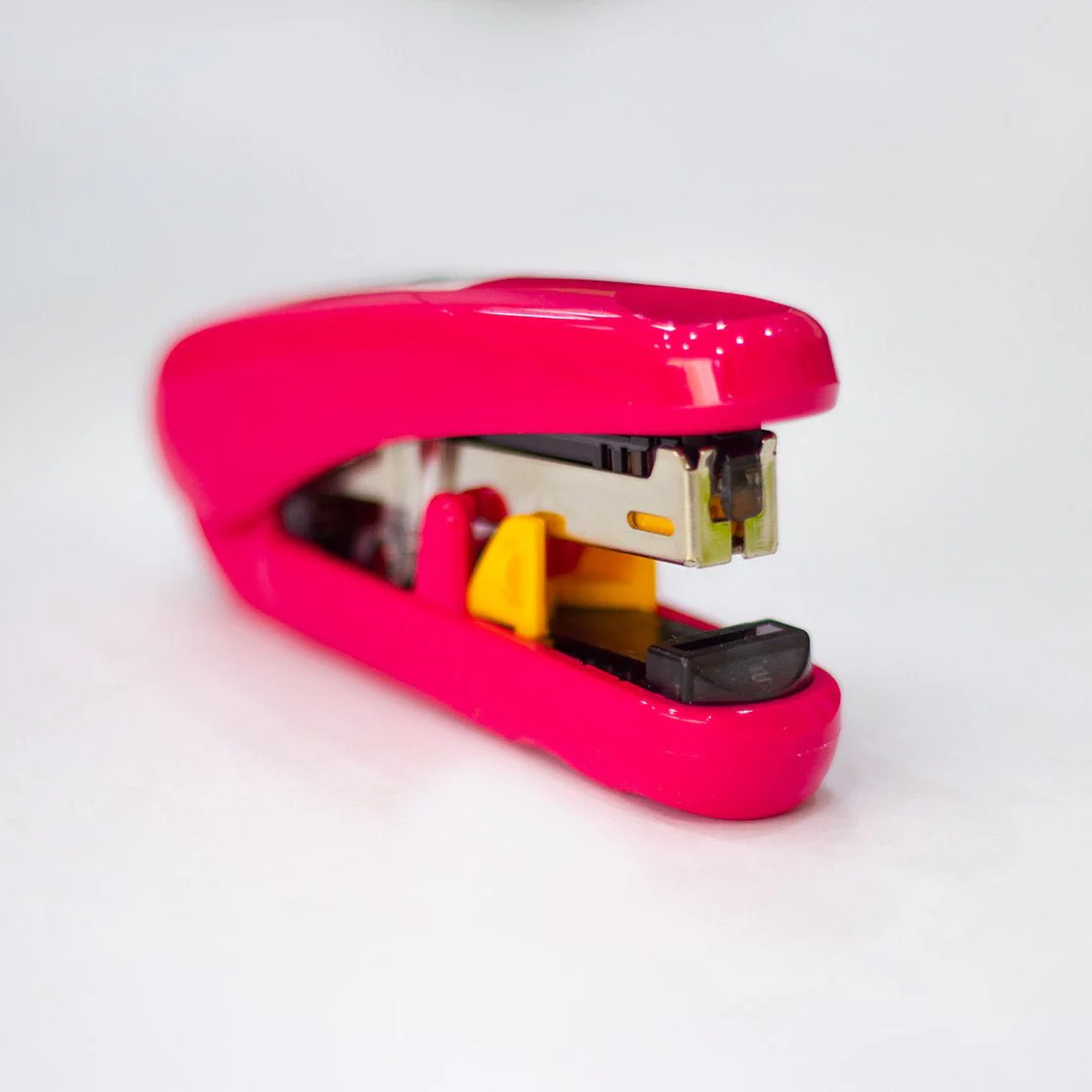 Plus Flat-Clinch Stapler - Image 4