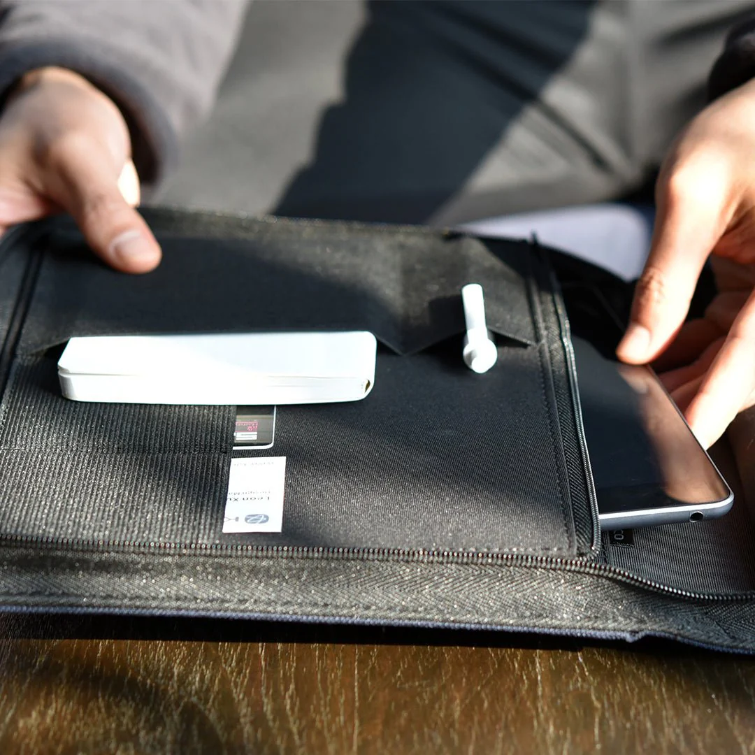 Kaco Esto Digital Storage Case - Image 21