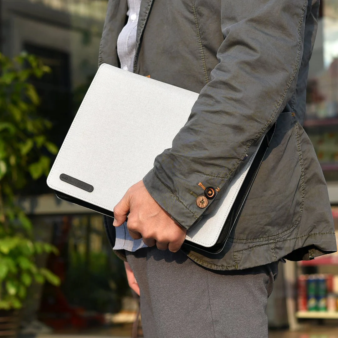 Kaco Esto Digital Storage Case - Image 9