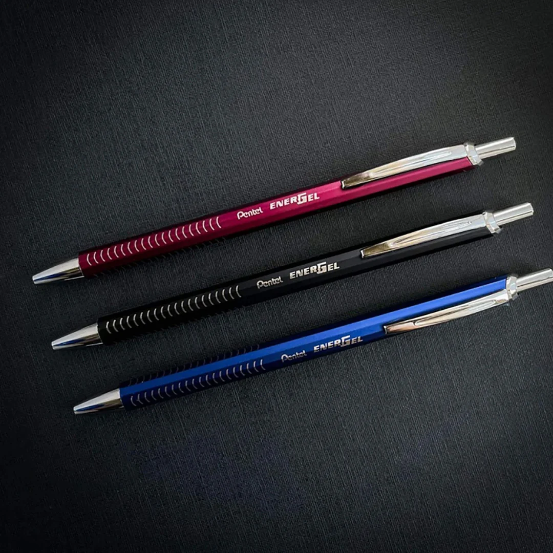 Pentel 0.7mm Energel Metal Lite Retractable Gel Roller Pen - Image 9