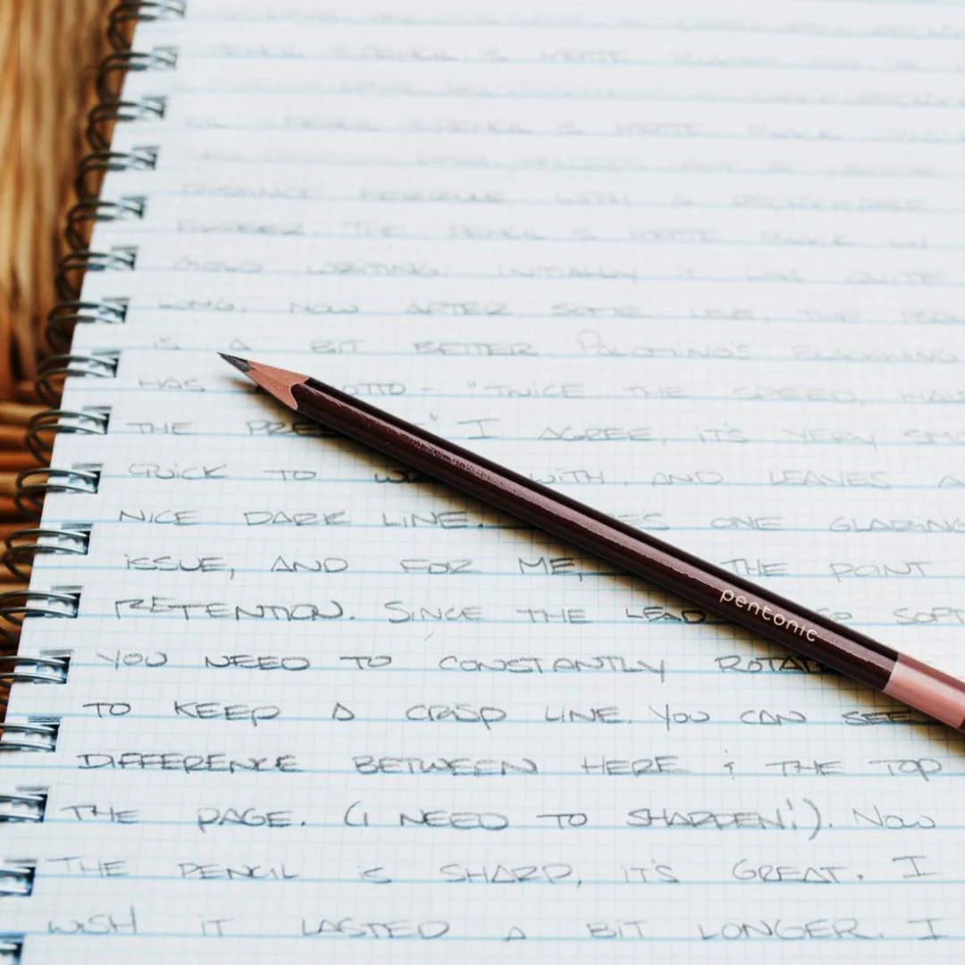 Pentonics Extra Dark Premium Pencil - Image 5