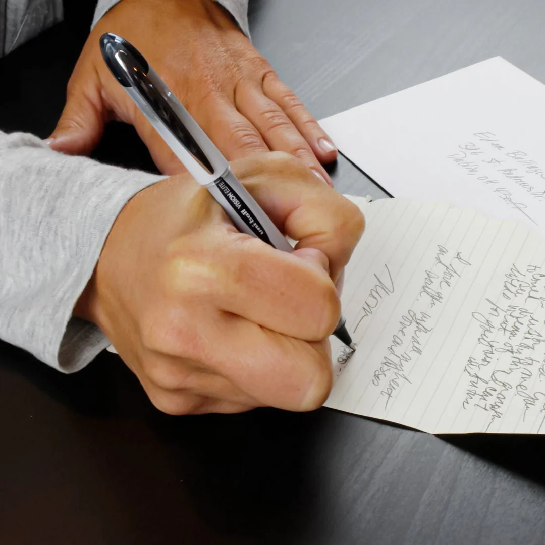 Uni-Ball 0.8mm Vision Elite Roller Ball Pen - Image 12